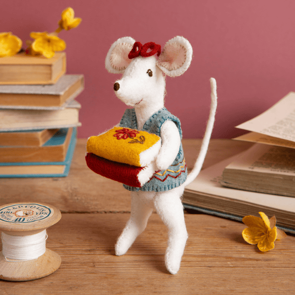 Corinne-Lapierre-Little-Mouse-