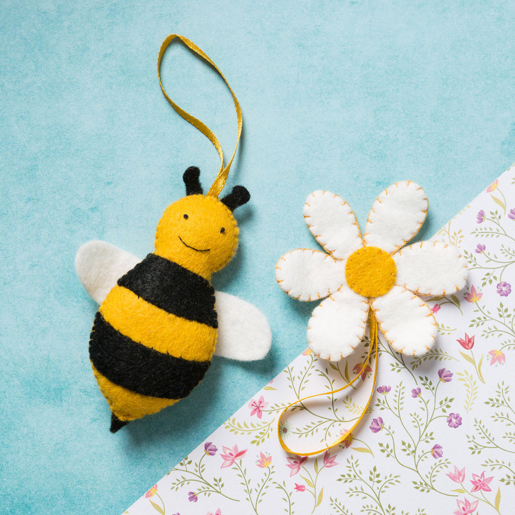 Felt Bees, hive & flowers Digital Pattern
