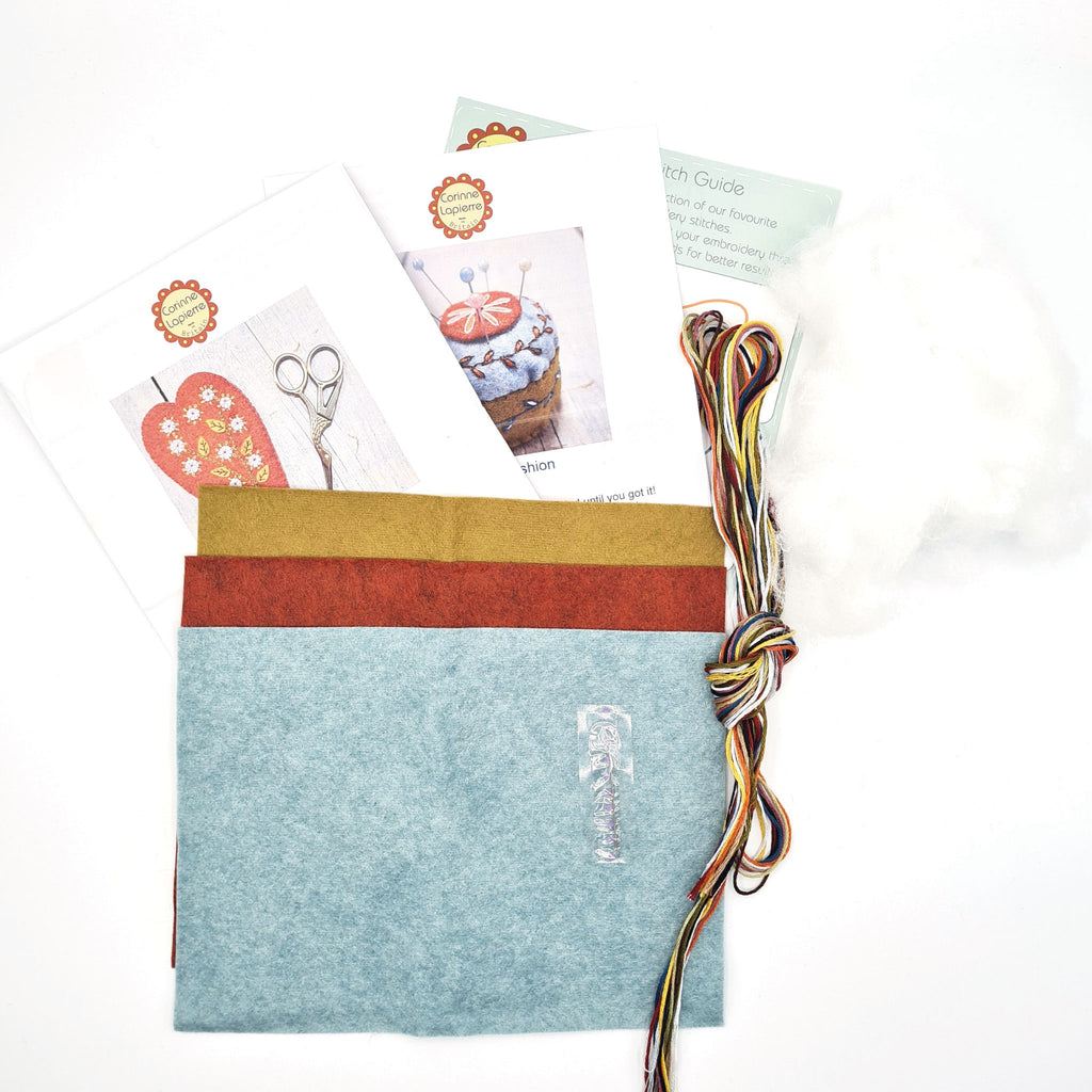 Embroidered Scissors Pouch & Mini Pincushion Felt Craft Mini Kit