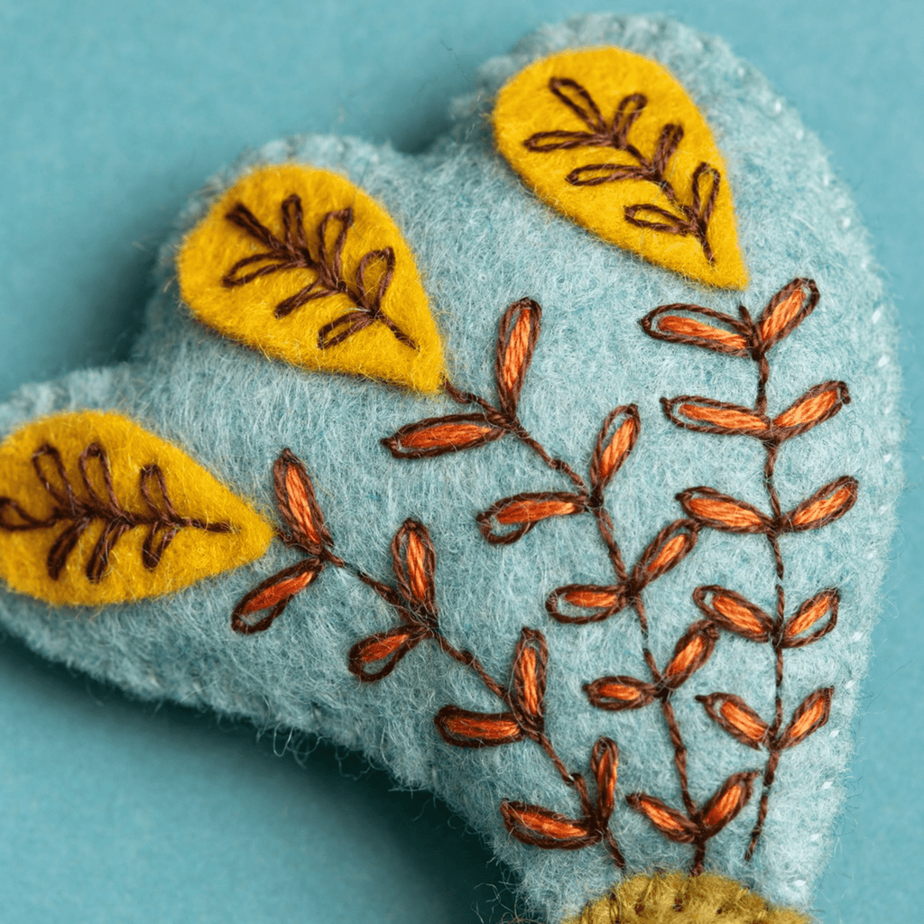 Folk Embroidered Peacock Felt Craft Mini Kit
