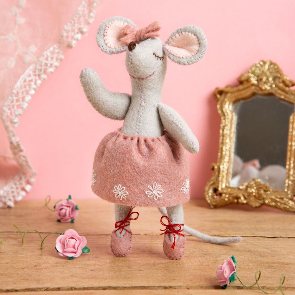 Felt Little Mouse Ballet Dancer Digital Pattern