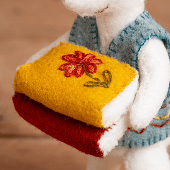 Felt Little Mouse Librarian Digital Pattern