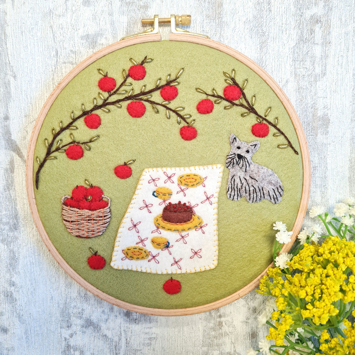 Picnic in the Orchard Felt Applique Hoop Kit