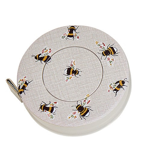 Retractable tape measure