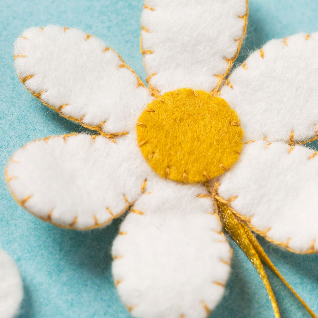 Corinne Lapierre Bee and Flower Felt Craft Kit Flower Detail