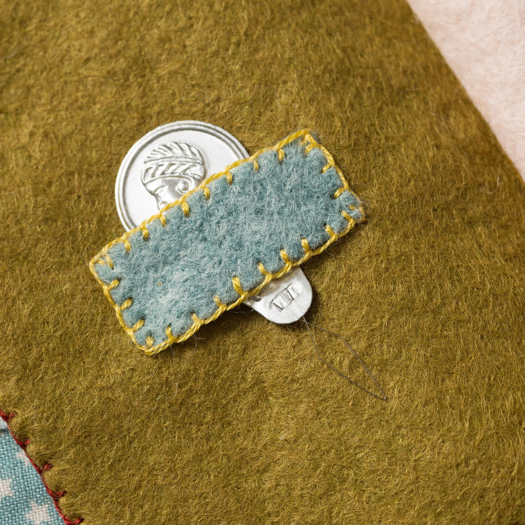 Corinne Lapierre Sewing Pouch Felt Craft Kit Needle Threader Detail