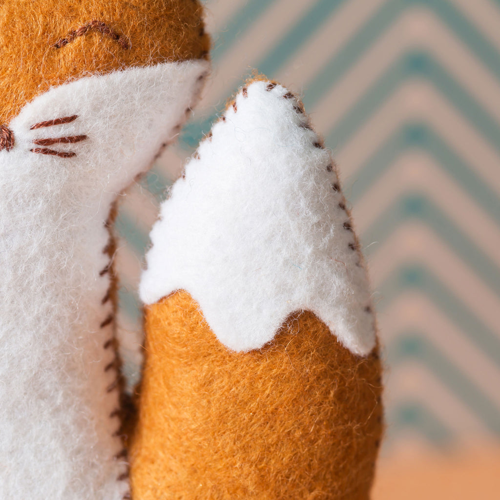 Corinne Lapierre Fox Felt Craft Kit Tail Detail