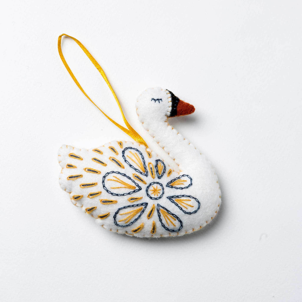 Corinne Lapierre Swan Felt Craft Kit